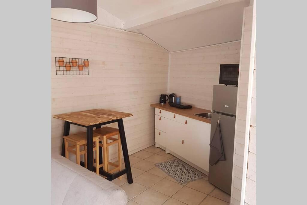 Maisonnette En Pierre Independante De 20 M2 Saint-Cirgues-sur-Couze 외부 사진