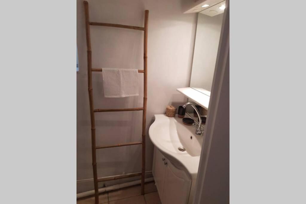 Maisonnette En Pierre Independante De 20 M2 Saint-Cirgues-sur-Couze 외부 사진